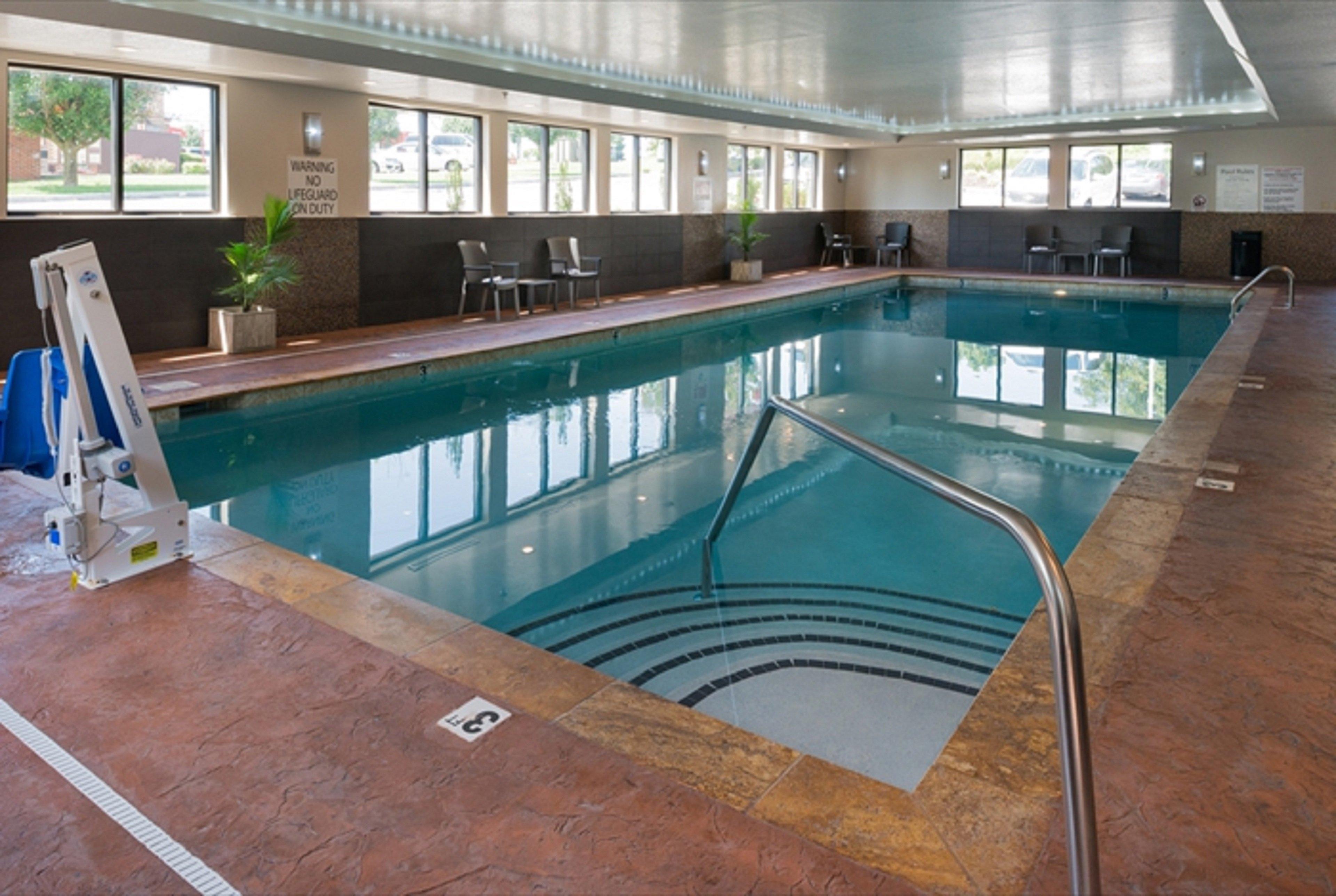 Holiday Inn Express & Suites Nashville Southeast - Antioch By Ihg Exterior photo