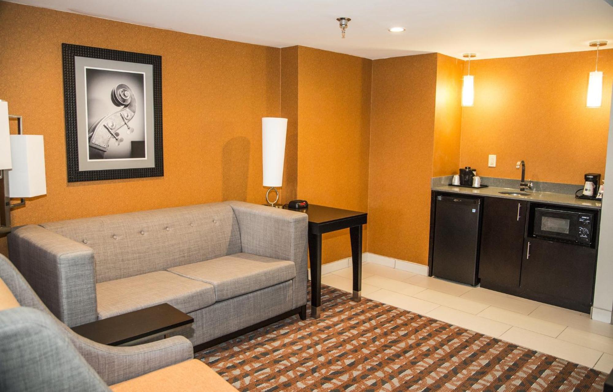 Holiday Inn Express & Suites Nashville Southeast - Antioch By Ihg Exterior photo
